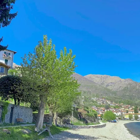 Dom wakacyjny Rustico Di Pianello Naturstein-ferienhaus Am Pianello Del Lario